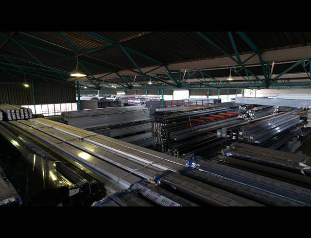 2,400M² FACTORY TO LET IN ALRODE